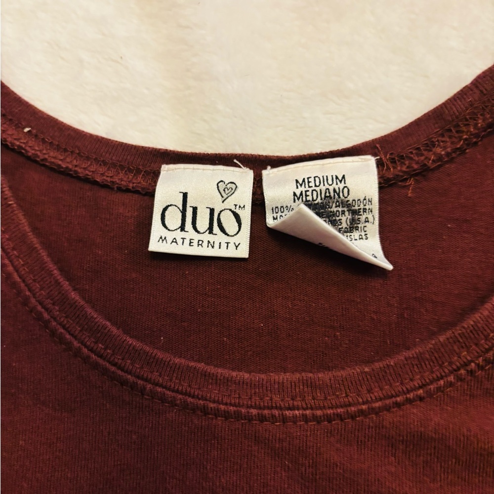 Duo Maternity Brown Short Sleeve Tee Size Medium EUC - Picture 3 of 3